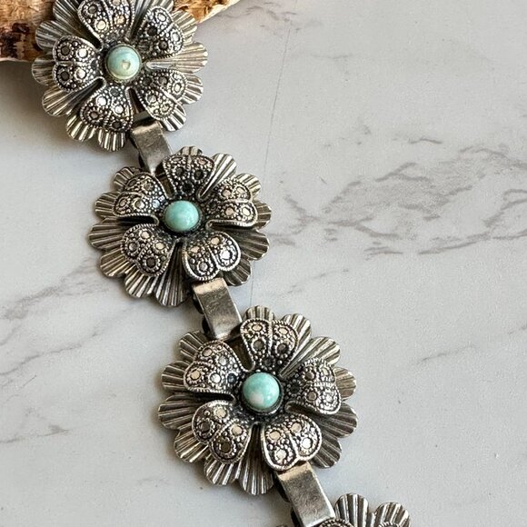 Vintage Floral Silvertone Bracelet With Turquoise Colored Stones 7" - Picture 11 of 11